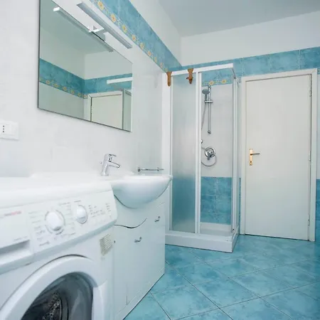 Apartment Trilocale Mediterraneo *